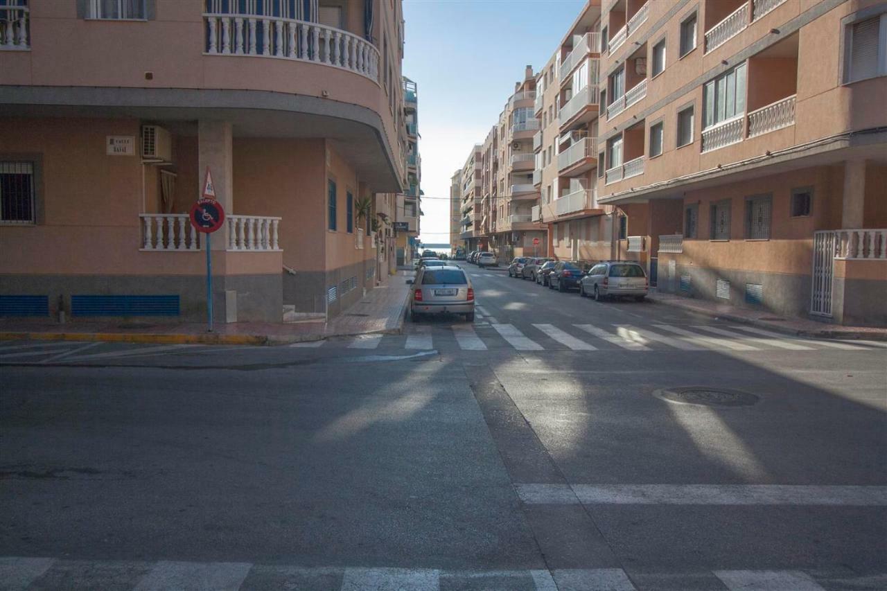 Homely Appartment Playa Acequion Torrevieja Exterior foto