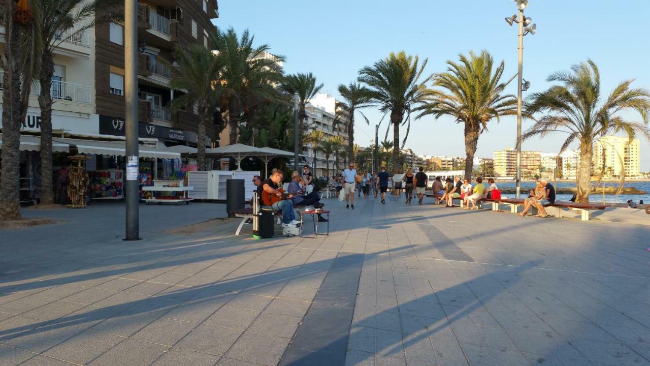 Homely Appartment Playa Acequion Torrevieja Exterior foto