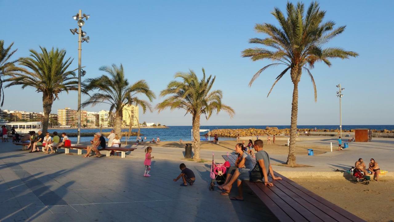 Homely Appartment Playa Acequion Torrevieja Exterior foto